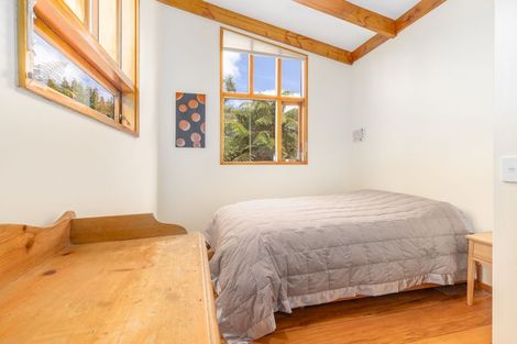 Photo of property in 48 Matai Road, Raumati South, Paraparaumu, 5032