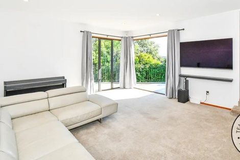 Photo of property in 90 Pah Road, Cockle Bay, Auckland, 2014