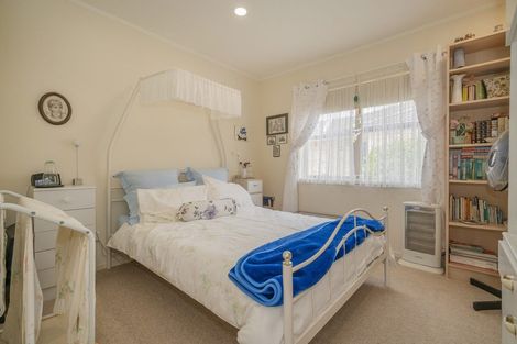 Photo of property in 2 Mayfair Close, Whitianga, 3510