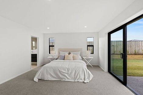 Photo of property in 12 Alex Place, Rolleston, 7614