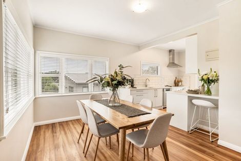 Photo of property in 56 Beach Haven Road, Beach Haven, Auckland, 0626