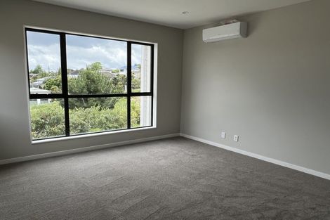 Photo of property in 8 Springhill Lane, Sunnyvale, Auckland, 0612