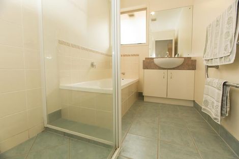 Photo of property in 54 Elan Place, Stanmore Bay, Whangaparaoa, 0932