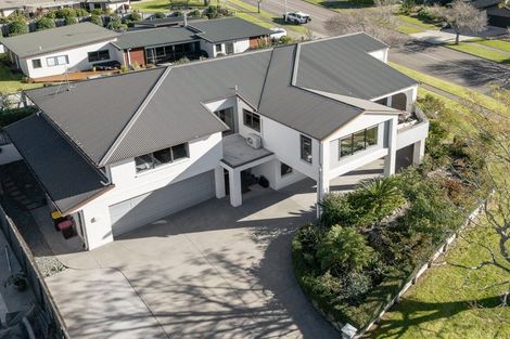 Photo of property in 2 Parnwell Place, Ohauiti, Tauranga, 3112