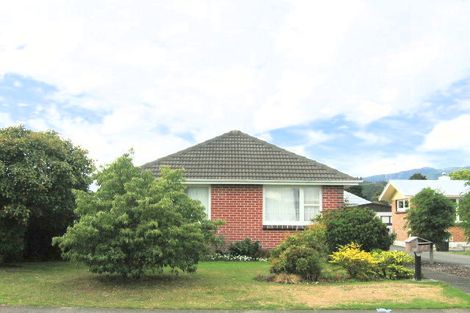 Photo of property in 48 Kashmir Avenue, Clouston Park, Upper Hutt, 5018