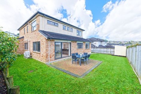 Photo of property in 4 Melness Place, Flat Bush, Auckland, 2016