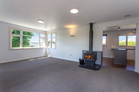 Photo of property in 32 Vagues Road, Northcote, Christchurch, 8052