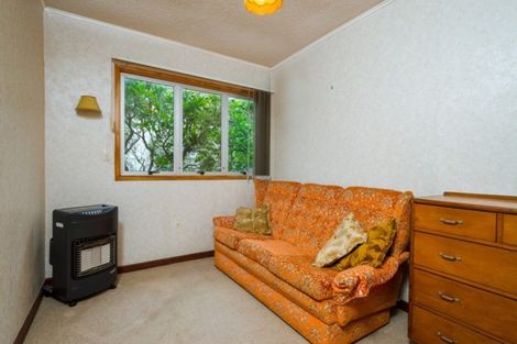 Photo of property in 25 Domain Crescent, Muriwai, Waimauku, 0881