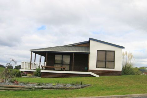Photo of property in 423 Onemana Drive, Onemana, Whangamata, 3691