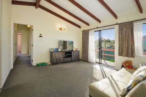 Photo of property in 2/29 Rogan Street, Mount Roskill, Auckland, 1041