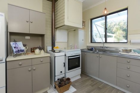 Photo of property in 8 Pukeko Place, Westshore, Napier, 4110