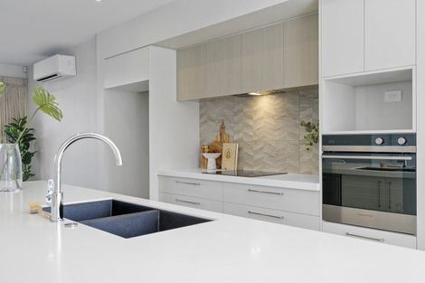 Photo of property in 4 Dave Jamieson Lane, Hillmorton, Christchurch, 8024