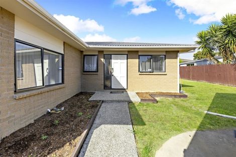 Photo of property in 15 Malmo Place, Manurewa, Auckland, 2102
