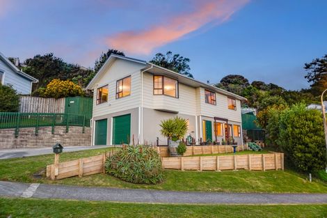 Photo of property in 10 Adventure Drive, Whitby, Porirua, 5024