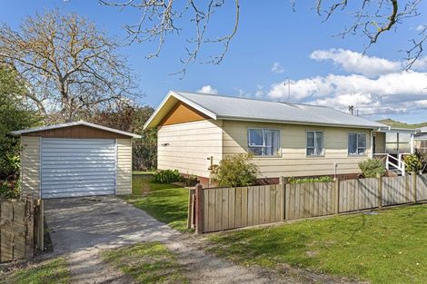 Photo of property in 32 Owen Road, Inner Kaiti, Gisborne, 4010