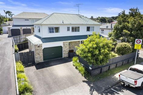 Photo of property in 1/71 Wellington Street, Howick, Auckland, 2014