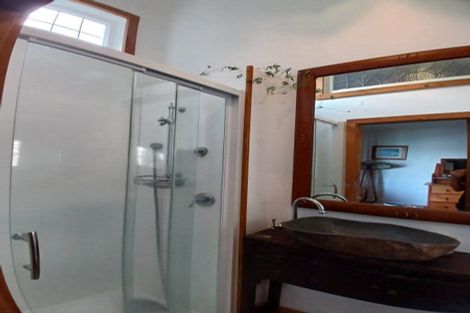 Photo of property in 102 Beach Road, Onerahi, Whangarei, 0110