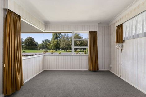 Photo of property in 235 Kenilworth Road, Mayfair, Hastings, 4122