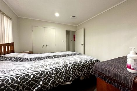 Photo of property in 60a Donovan Avenue, Massey, Auckland, 0614