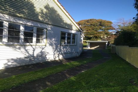 Photo of property in 6 Moheke Avenue, Roslyn, Palmerston North, 4414