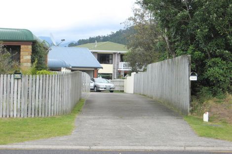 Photo of property in 107a Ocean Road, Whangamata, 3620