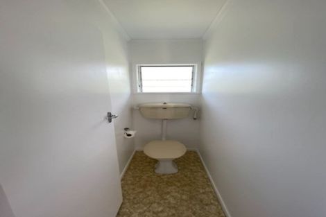 Photo of property in 3/44 East Coast Road, Milford, Auckland, 0620