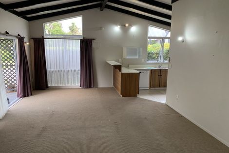 Photo of property in 42 Makora Road, Otaihanga, Paraparaumu, 5036