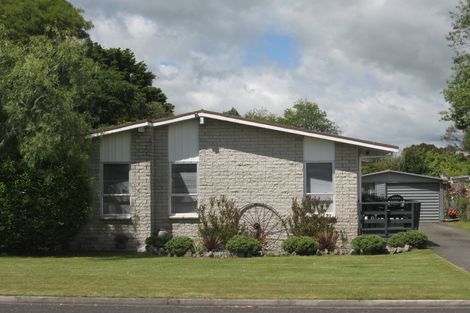 Photo of property in 4 Browning Street, Leamington, Cambridge, 3432