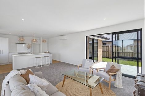 Photo of property in 2 Broadway Parade, Rolleston, 7615