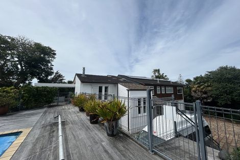 Photo of property in 10 Asbury Crescent, Campbells Bay, Auckland, 0630
