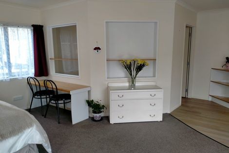 Photo of property in 17 Beech Court, Welcome Bay, Tauranga, 3175