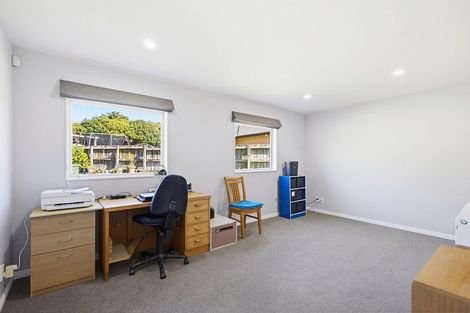 Photo of property in 4 Botany Lane, Whitby, Porirua, 5024
