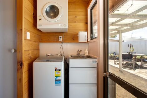 Photo of property in 1203a Karamu Road North, Mayfair, Hastings, 4122