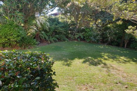 Photo of property in 2 Tainui Road, Cockle Bay, Auckland, 2014