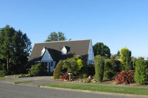 Photo of property in 2 Craigieburn Street, Darfield, 7510