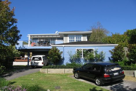 Photo of property in 66 Newhaven Terrace, Mairangi Bay, Auckland, 0630