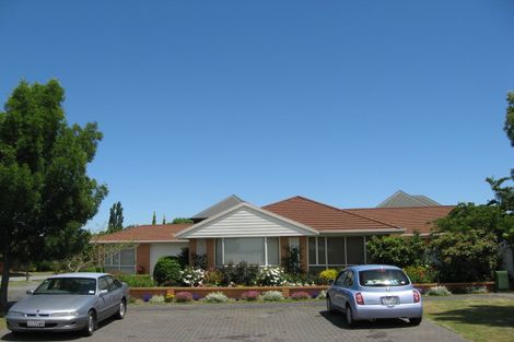 Photo of property in 3 Wiltshire Mews, Avonhead, Christchurch, 8042