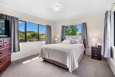 Photo of property in 29 Pataua Road North, Whareora, Whangarei, 0175