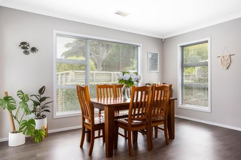 Photo of property in 6 Shoal Place, Whitby, Porirua, 5024