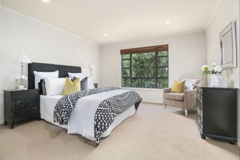 Photo of property in 33 Point View Drive, East Tamaki Heights, Auckland, 2016