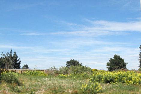 Photo of property in 143 Aston Drive, Waimairi Beach, Christchurch, 8083