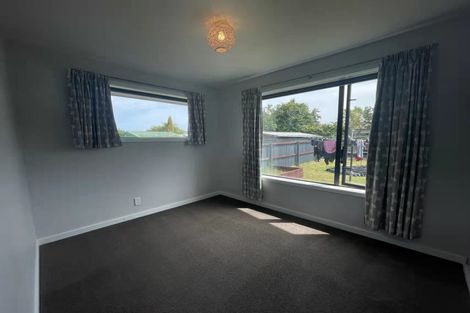 Photo of property in 21 Glenora Place, Hornby, Christchurch, 8042