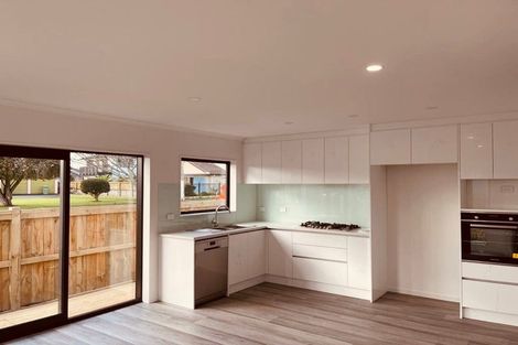 Photo of property in 29d Kenderdine Road, Papatoetoe, Auckland, 2025