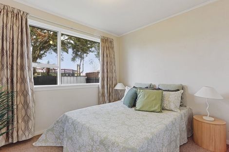 Photo of property in 96b Crofton Road, Harewood, Christchurch, 8051