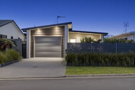 Photo of property in 25 Saint Pauls Drive, Brookfield, Tauranga, 3110