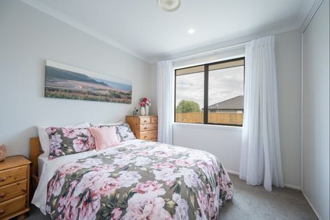 Photo of property in 12 Koi Crescent, Mapua, 7005
