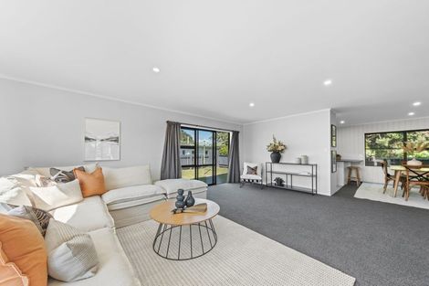 Photo of property in 9 Te Whena Place, Waitara, 4320