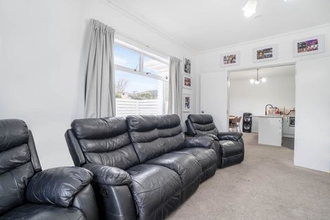 Photo of property in 26 Duncan Street, Tawa, Wellington, 5028