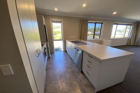 Photo of property in 4 Olivias Place, Stoke, Nelson, 7011