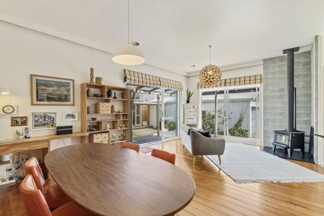 Photo of property in 5 Harris Street, Waitara, 4320